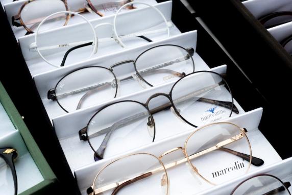 Can eyeglasses be recycled, and how?